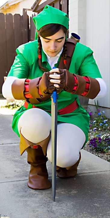 Link cosplay ocarina of time